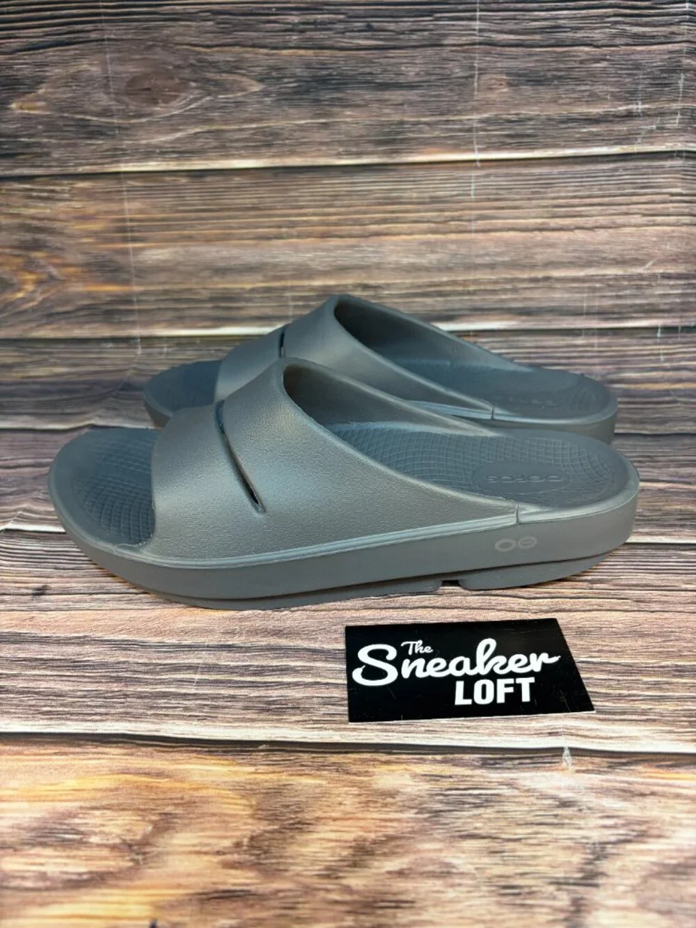 Oofos OOahh Gray Recovery Slide Sandals Men's Size 8